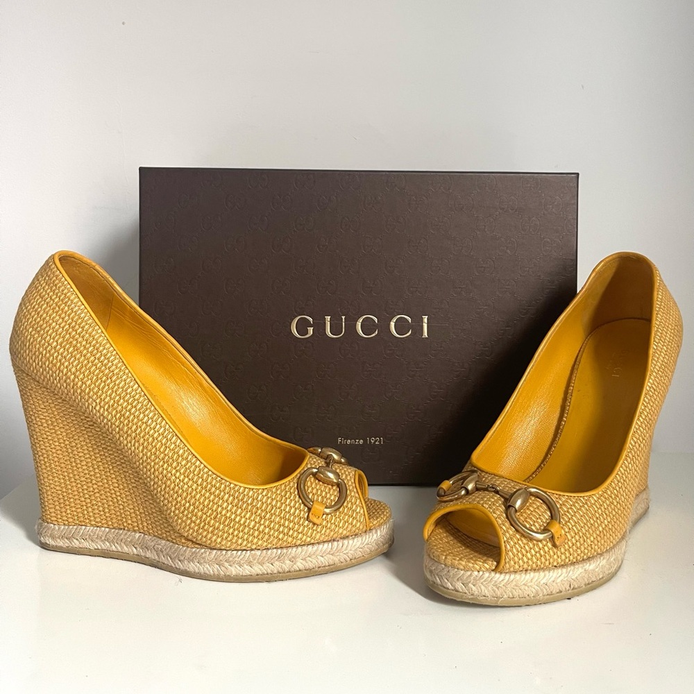 AUTHENTIC GUCCI YELLOW WEDGES - Picture 5 of 15